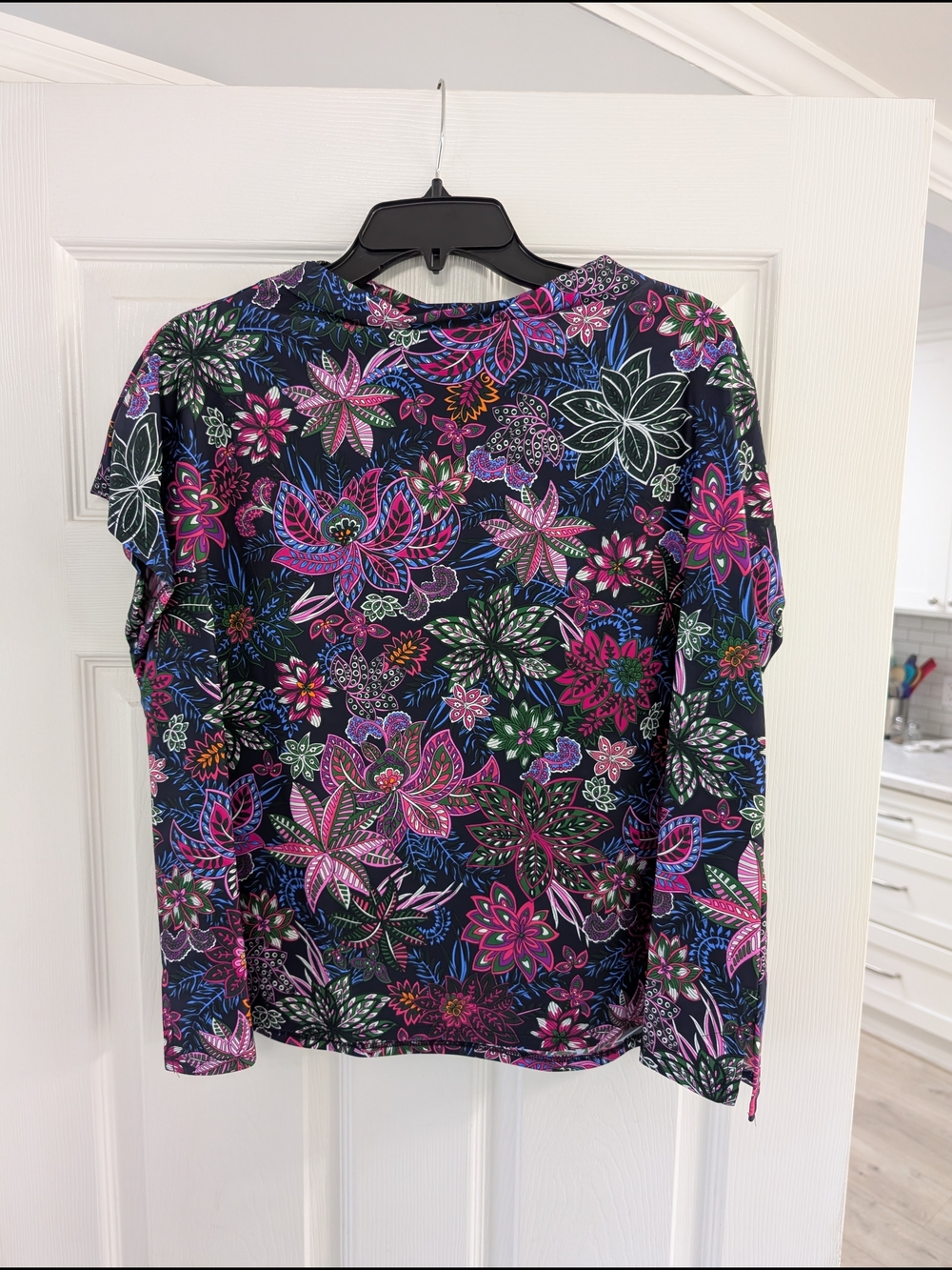 NWT Jude Connally Floral Short Sleeve Top, Size L